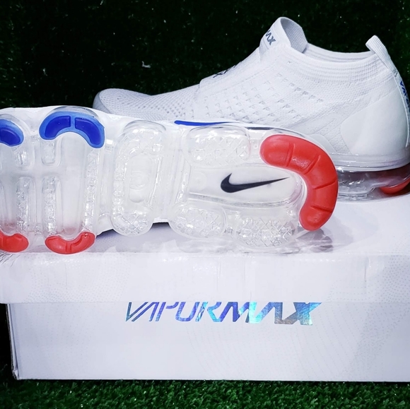 nike air max vapormax 2021 laceless white blue 2